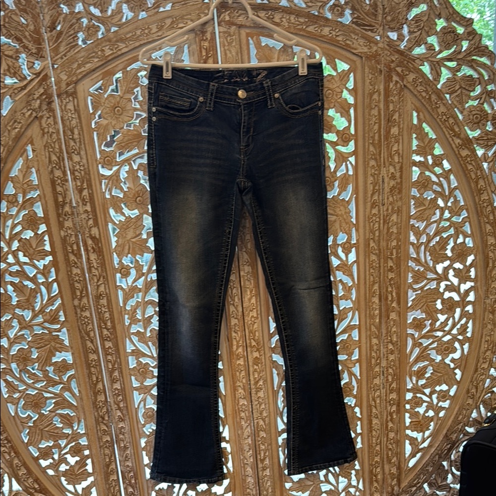 Seven Women's 5 pocket denim jean.